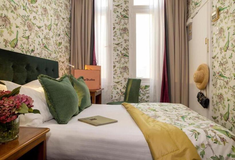 Номер Стандарт, Hôtel Le Regent Paris