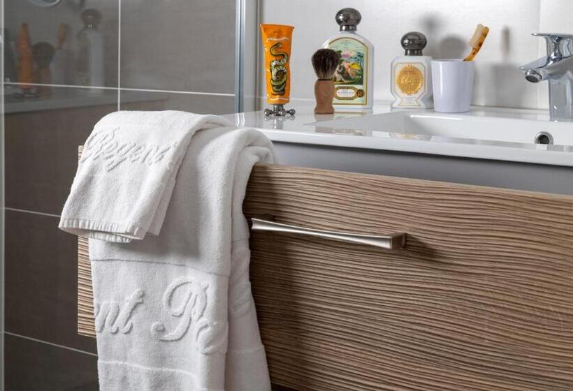 Номер Deluxe, Hôtel Le Regent Paris