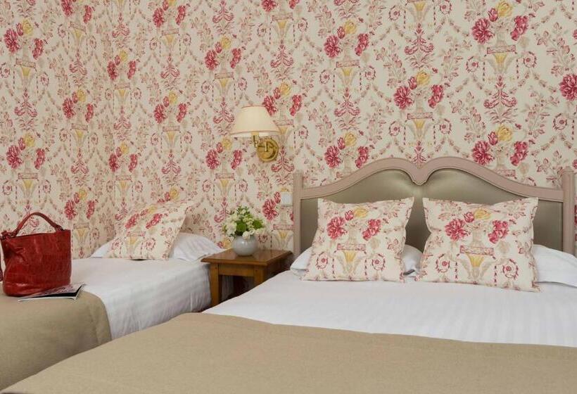Номер Deluxe, Hôtel Le Regent Paris