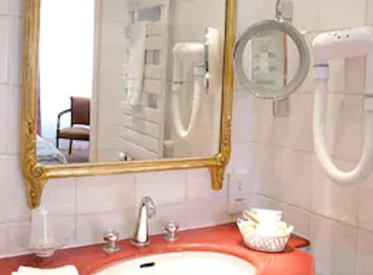 Номер Deluxe, Hôtel Le Regent Paris