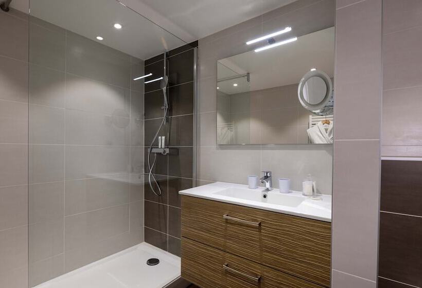 Номер Deluxe, Hôtel Le Regent Paris