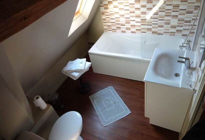 Номер Стандарт, Les Chevaliers