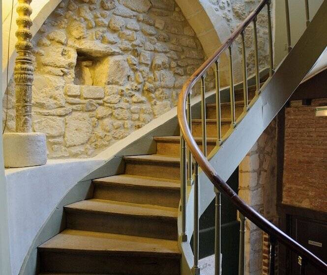 Номер Стандарт, Les Chevaliers