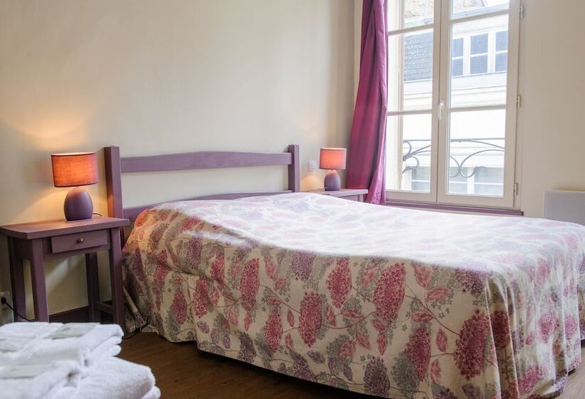 Номер Стандарт, Les Chevaliers