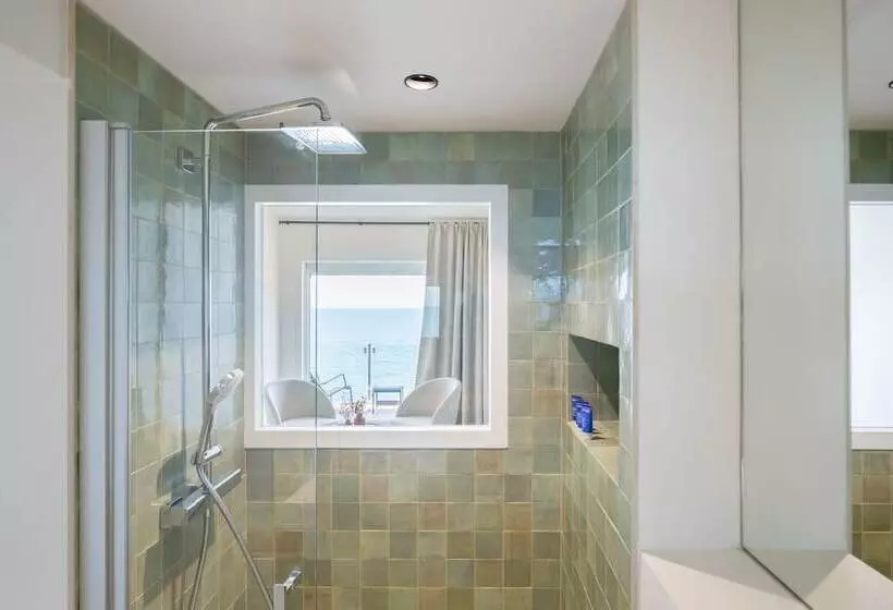 バルコニーつきオーシャンビュースーペリアルーム, Les Elmes   Hôtel, Spa & Plage Privée