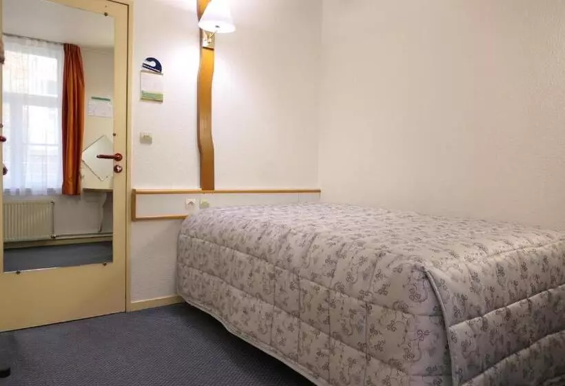 Habitación Estàndard Individual, Les Trois Luppars