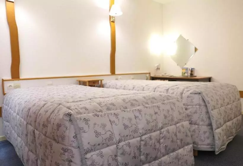 Habitació Estàndard, Les Trois Luppars