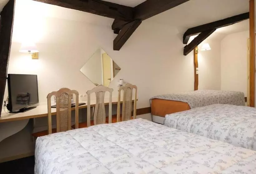 Habitació Triple Clàssica, Les Trois Luppars