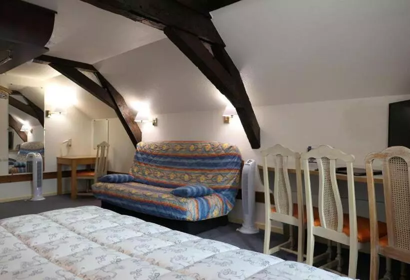 Habitació Quàdruple Estàndard, Les Trois Luppars