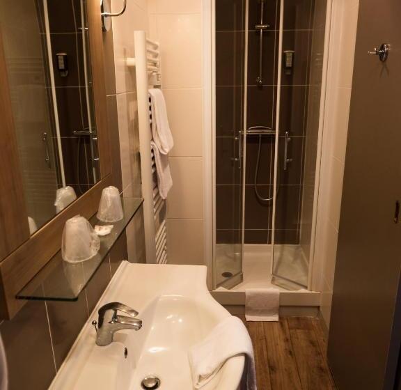 غرفة كومفورت ثلاثية, Logis Hotel Majestic Chatelaillon Plage   La Rochelle