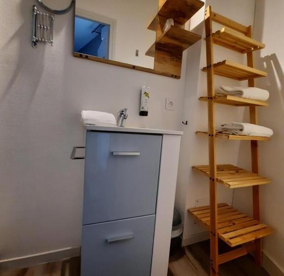 جناح جونيور, Logis Hotel Majestic Chatelaillon Plage   La Rochelle