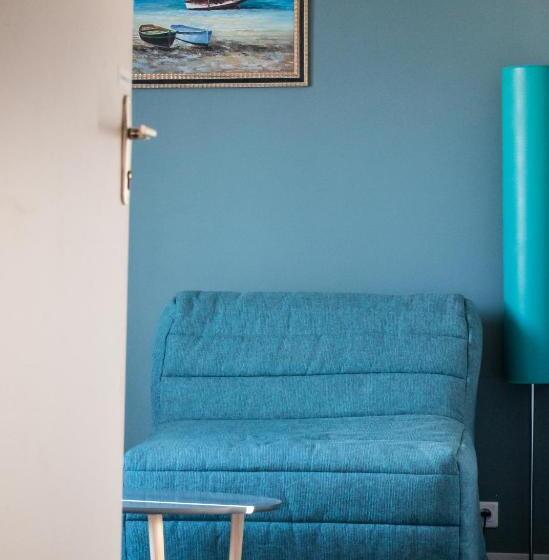 جناح جونيور, Logis Hotel Majestic Chatelaillon Plage   La Rochelle