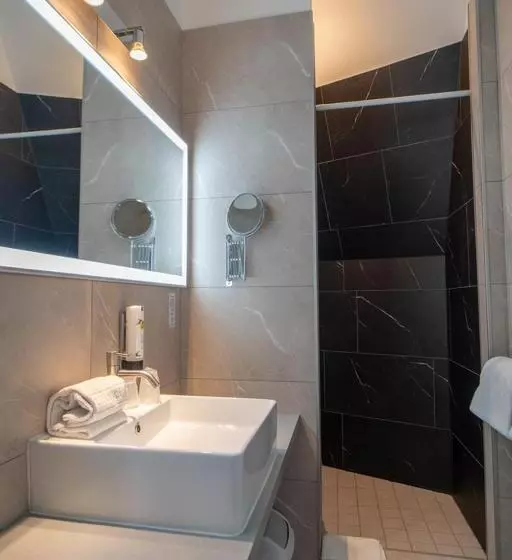 ファミリールーム, Logis Hotel Majestic Chatelaillon Plage   La Rochelle