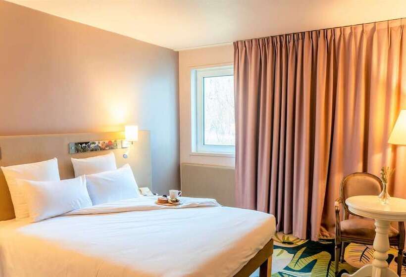 غرفة كلاسيكية سرير مزدوج, Demeures De Campagne Parc Du Coudray – Mercure