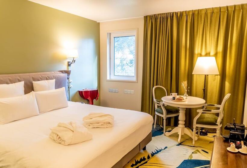 غرفة برستيج, Demeures De Campagne Parc Du Coudray – Mercure