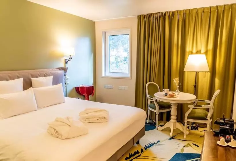 プレステージルーム, Demeures De Campagne Parc Du Coudray – Mercure
