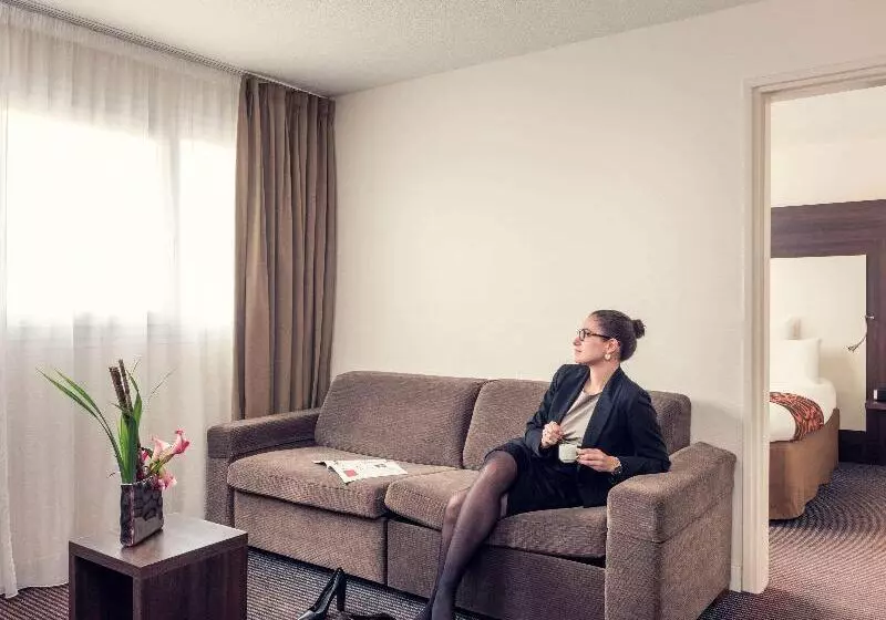سوییت جونیور, Mercure Paris Porte D Orleans