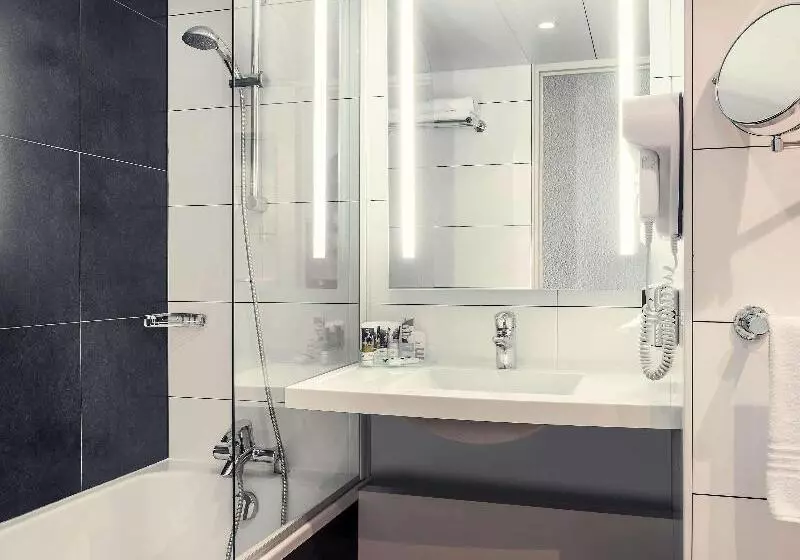 سوییت جونیور, Mercure Paris Porte D Orleans