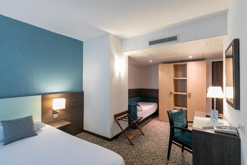 اتاق استاندارد سه نفره, Miramont