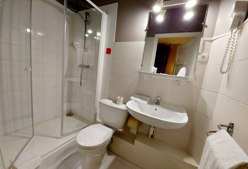 غرفة سوبيريور, Mondial