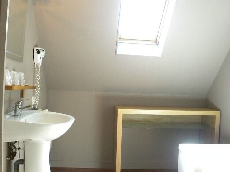 غرفة قياسية ثلاثية, Mondial