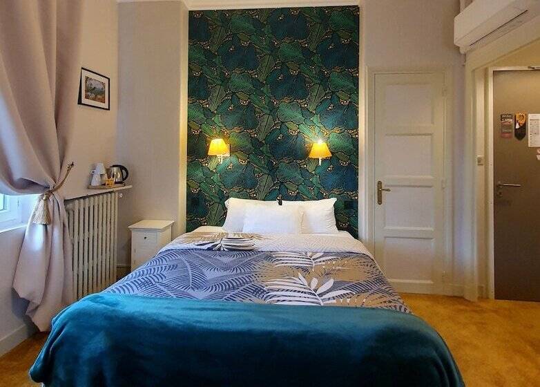 غرفة قياسية ثلاثية, Mondial