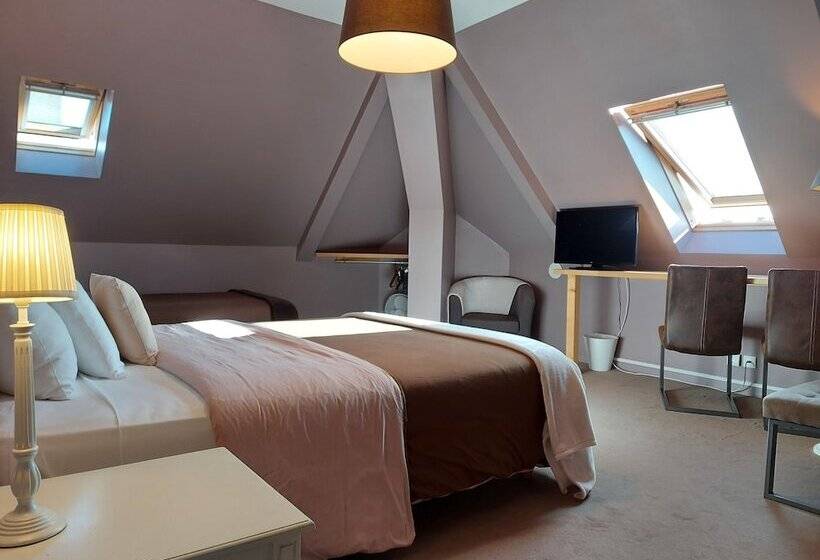 Quarto Triplo Estandar, Mondial