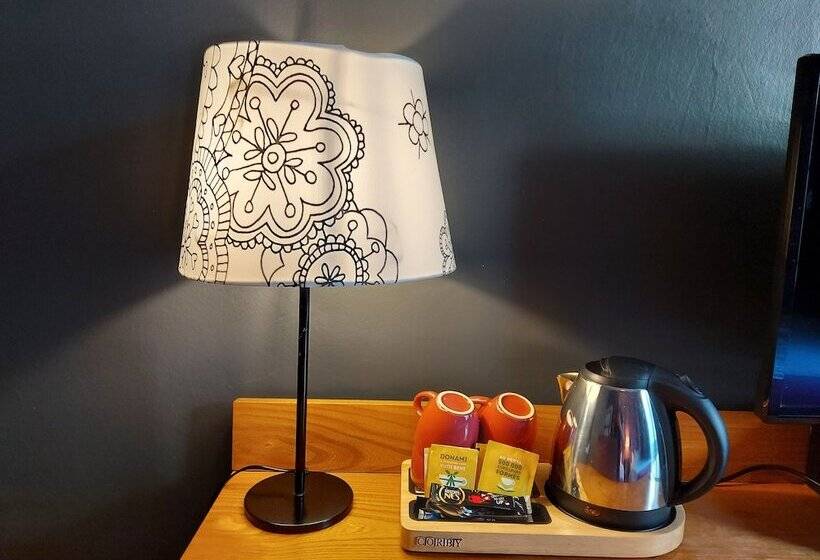 غرفة قياسية ثلاثية, Mondial