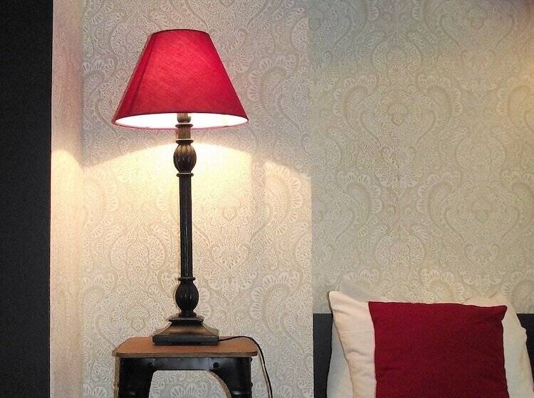 غرفة قياسية, Mondial