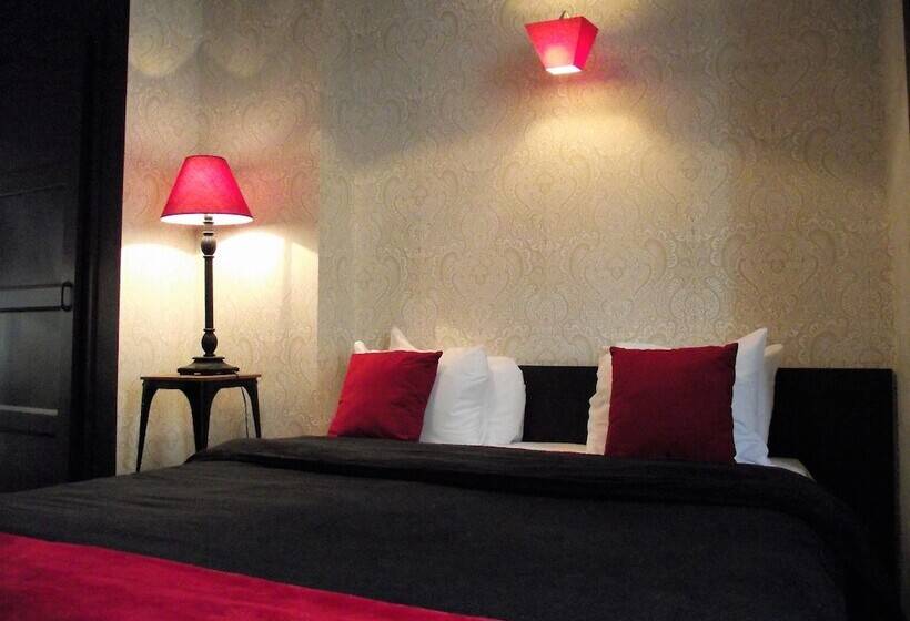 غرفة قياسية, Mondial