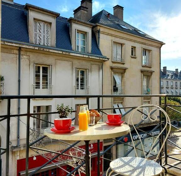 غرفة قياسية سرير كينج, Mondial