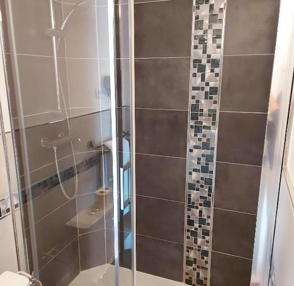 غرفة قياسية فردية, Mondial