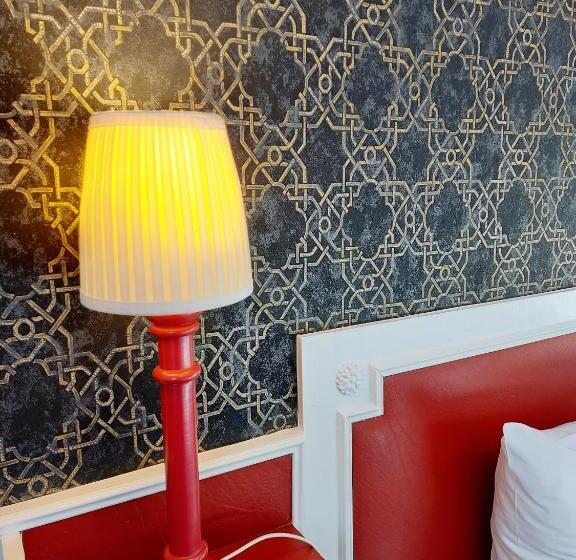 غرفة أساسية, Mondial