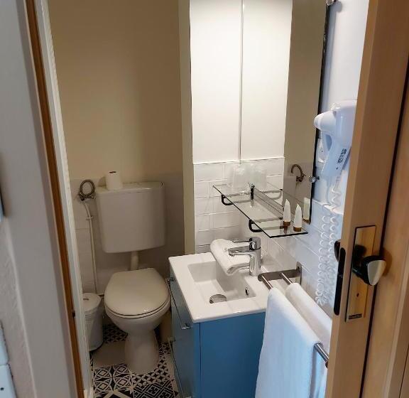 غرفة أساسية, Mondial