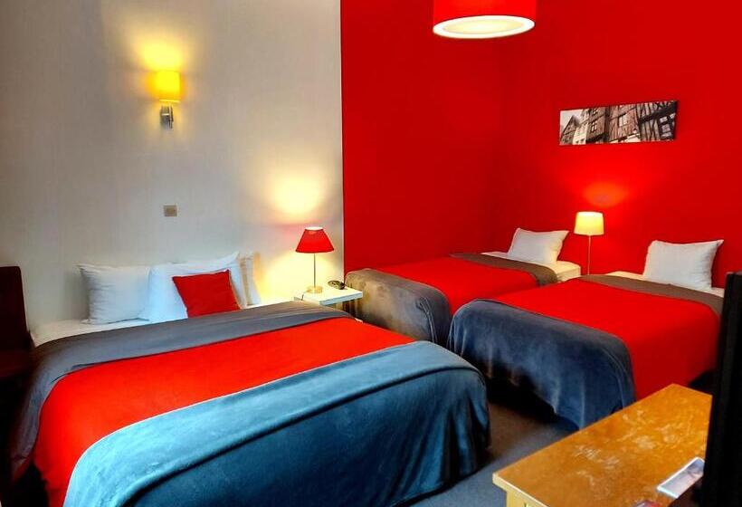 Quarto Familiar, Mondial