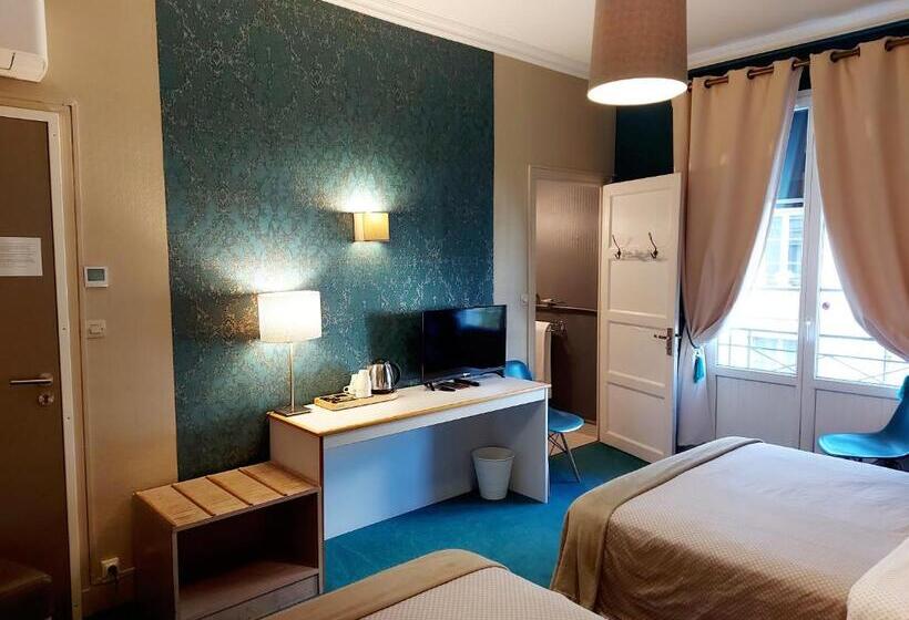 غرفة عائلية, Mondial