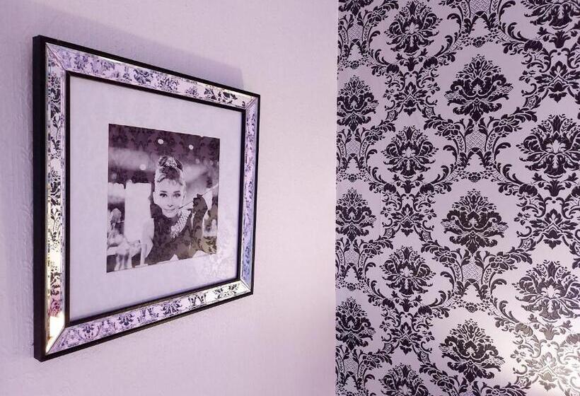 غرفة سوبيريور, Mondial