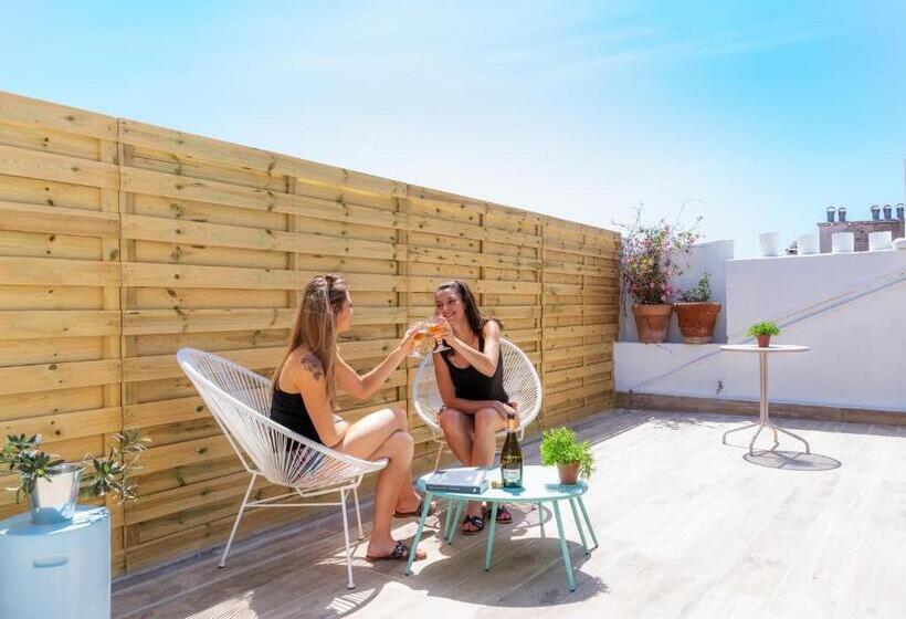 スタンダード4人部屋, Hostel Ozz Nice