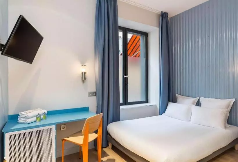 اتاق کلاسیک, Hostel Ozz Nice