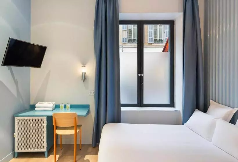 اتاق کلاسیک, Hostel Ozz Nice