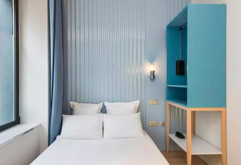 اتاق کلاسیک, Hostel Ozz Nice