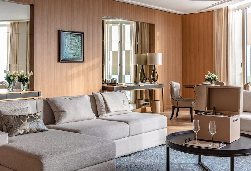 جناح, Royal Champagne Hotel & Spa