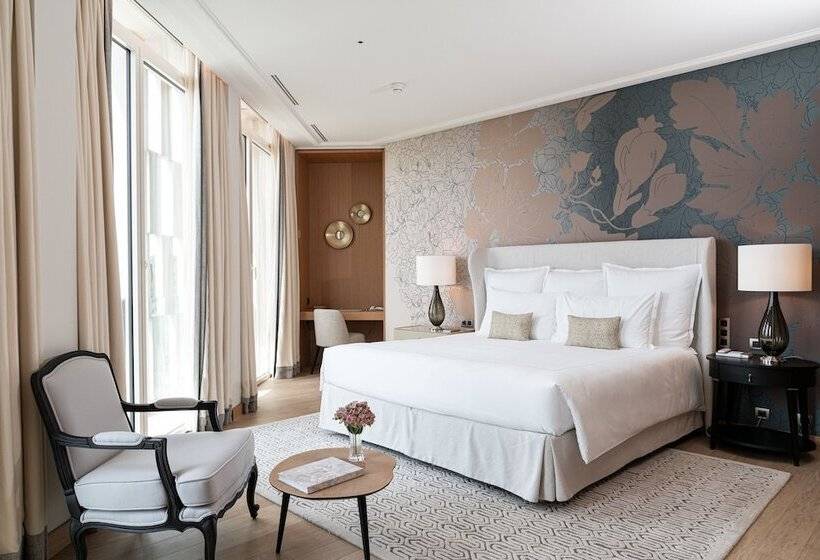 جناح, Royal Champagne Hotel & Spa