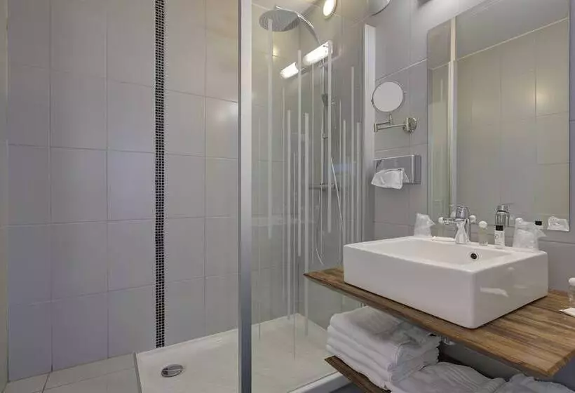 اتاق سوپریور با چشمانداز دریا, Hôtel Le Nautic