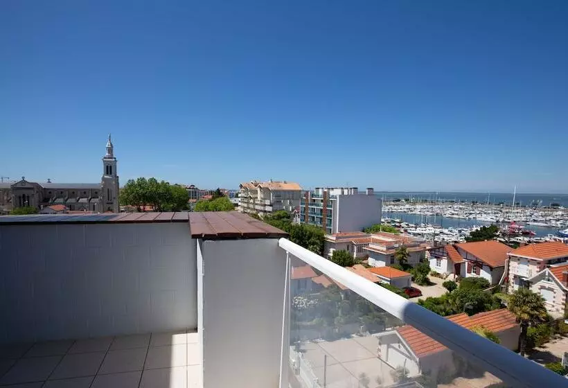 سوییت با چشمانداز دریا, Hôtel Le Nautic