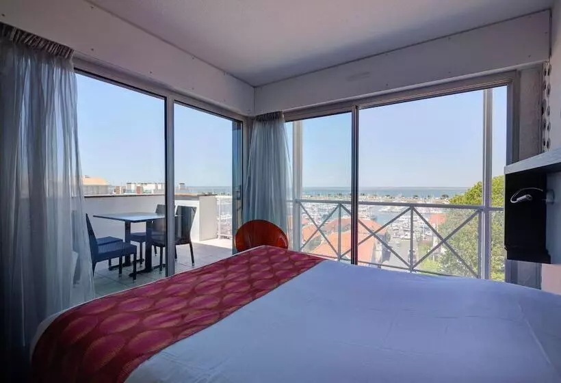 سوییت با چشمانداز دریا, Hôtel Le Nautic