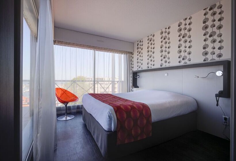 سوییت با چشمانداز دریا, Hôtel Le Nautic