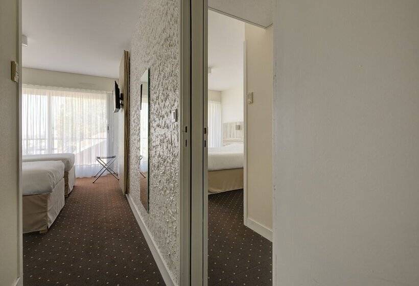 Family Connecting Room, Hôtel Le Nautic