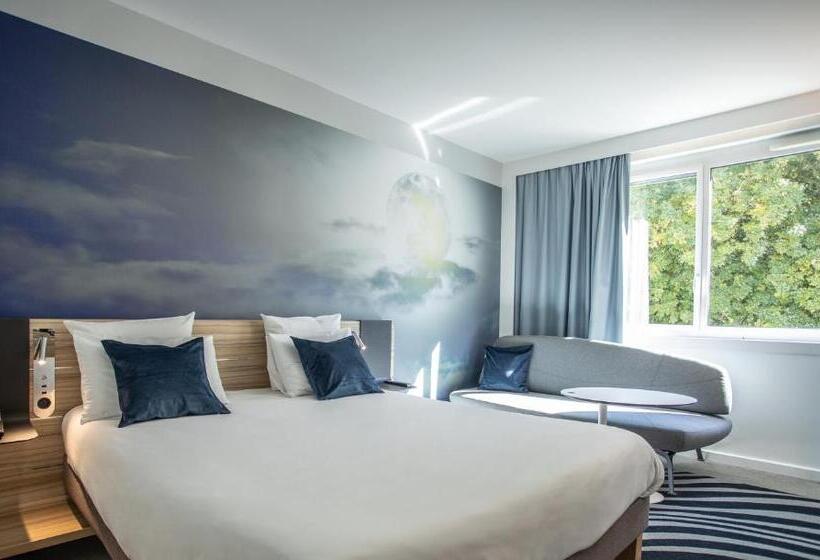 Номер Классика Двуспальная Кровать, Novotel Valence Sud