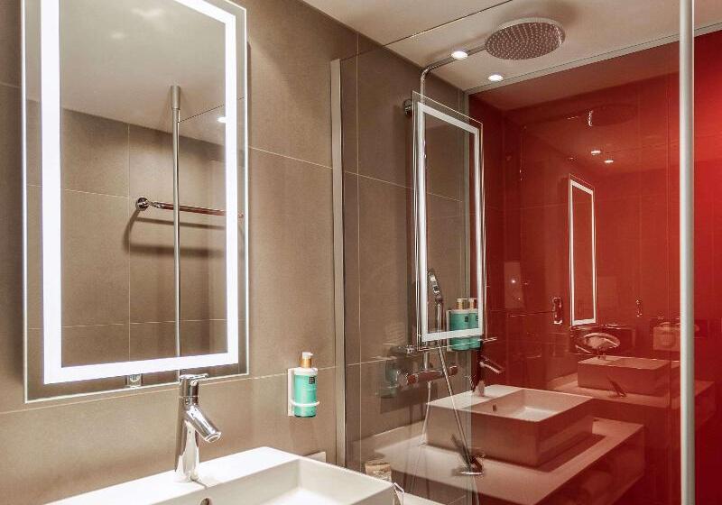 Номер Классика Двуспальная Кровать, Novotel Valence Sud